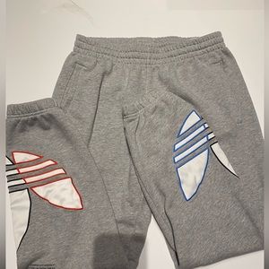 Adidas Grey Sweatpants - multicolor Trefoil - Size Medium